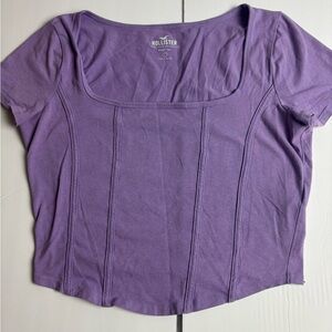 Hollister Women's Lavender Short Sleeve Tee